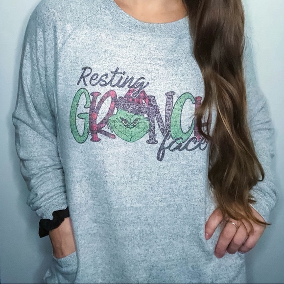 Resting grinch face - Picture 2 of 2